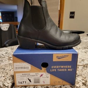 Blundstone Women’s Boots, Size EU 37